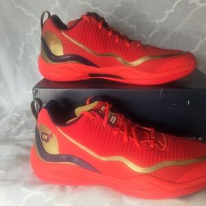 Q4 Trainers. New In Box. Men Size 13. #EM55-111